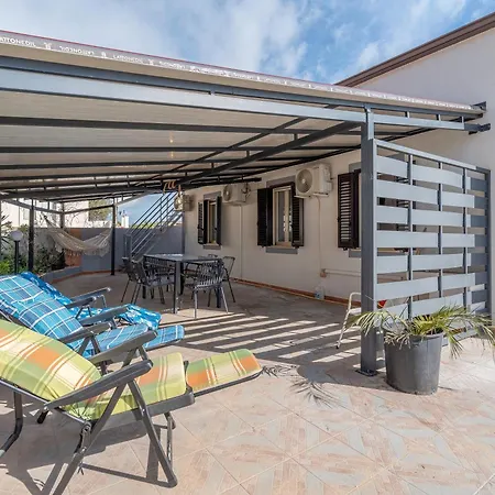 Villa Gardenia Fronte Mare