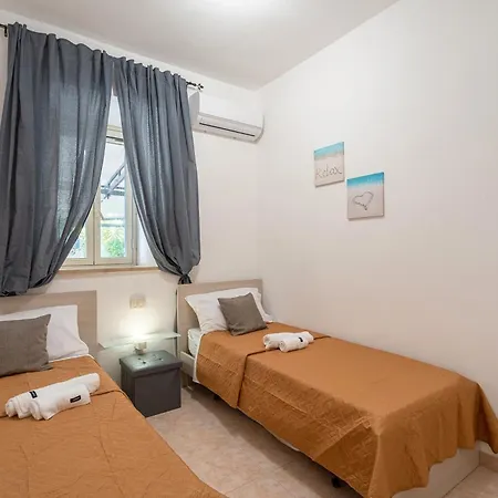 Villa Gardenia Fronte Mare