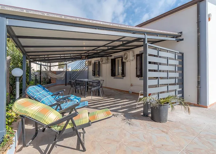 Gardenia Fronte Mare * Santa Maria Del Focallo