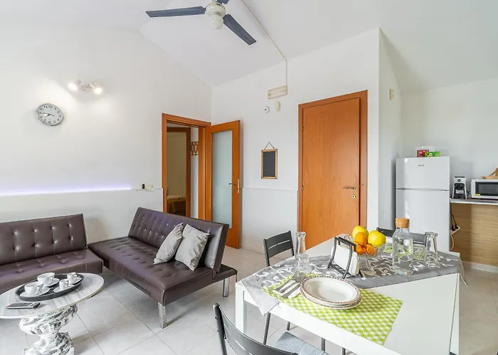 Vila Gardenia Fronte Mare *